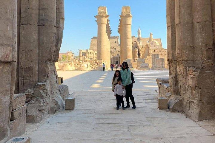 Excursion privée à Louxor depuis Le Caire en vol, visitez la Cisjordanie et l'Est