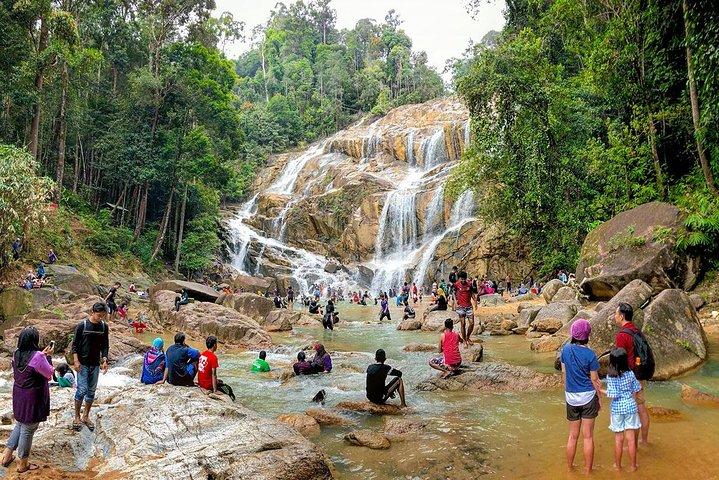 Chauffeur: Kuala Besut nach Singapore Car Transfer