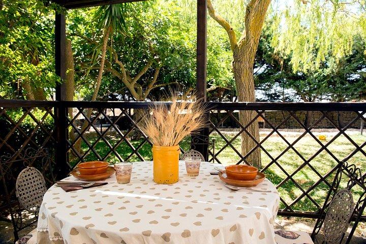 Experiencia gastronómica en casa de un local en Stresa con cocina en vivo
