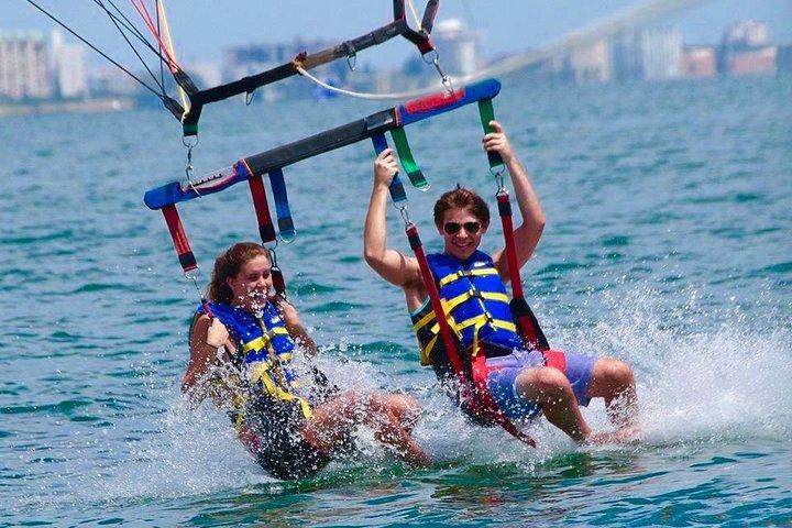 Parasail Flüge am Madeira Beach
