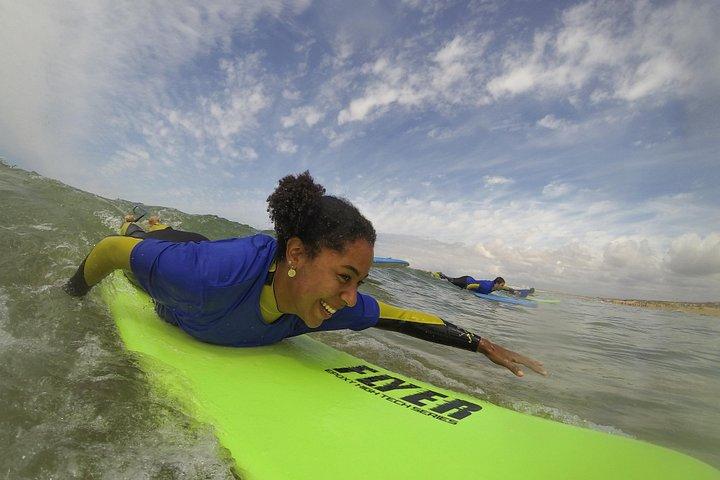 Albufeira: Beginner Surf Lesson at Galé Beach