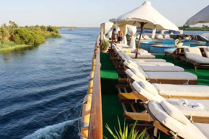 Nijlcruise van Luxor naar Aswan 5 dagen 4 nachten luxe