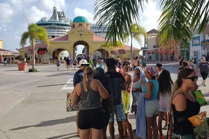 Tour panoramico dell'isola di St. Kitts con opzione spiaggia