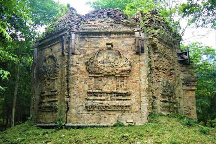 Siem Reap to Phnom Penh Private Transfer with Touring