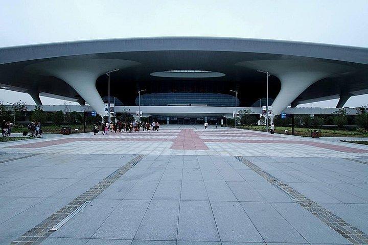杭州ダウンタウンから杭州東駅への送迎