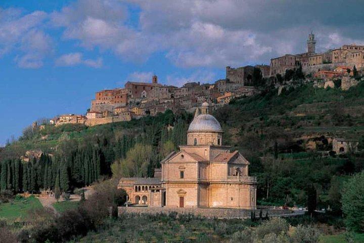Tour privado: Val d'Orcia medieval en Minivan desde Florencia