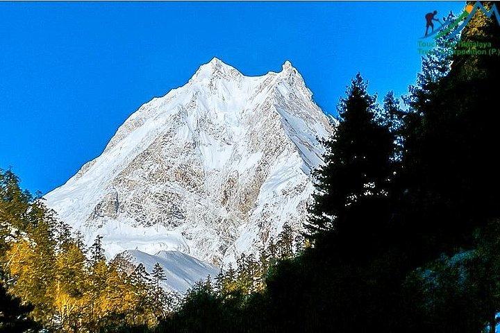 Manaslu, Nar Phu and Annapurna Three Passes Trek