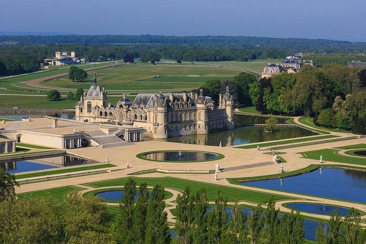 Privat besök Chantilly Castle 5 timmar med lyxbil