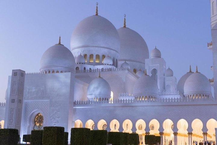Abu Dhabi City & Sheikh Zayed Moschee Tour