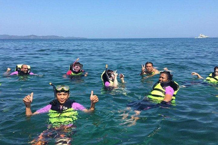 Phi Phi、Maiton、Khai Islandプーケットのタツノオトシゴマリンによるサンセットロマンチックな旅