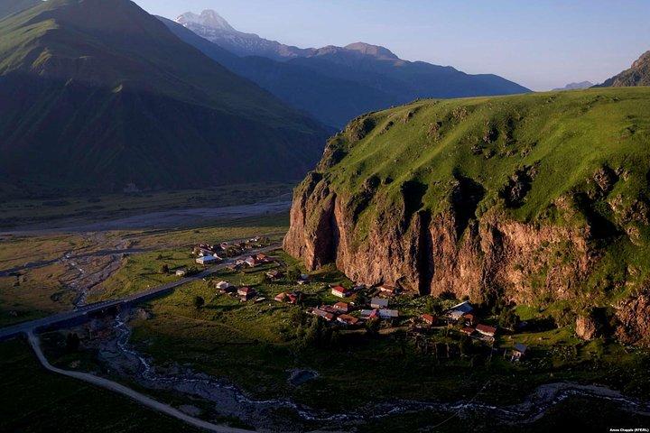 Privat 1-dages tur til Kazbegi & Gergeti Trinity Church