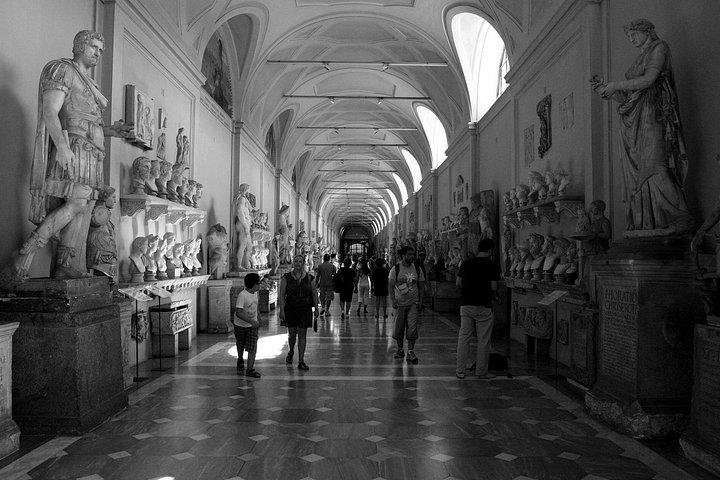 Vatican & Sistine Chapel Private Tour with Priority Entry