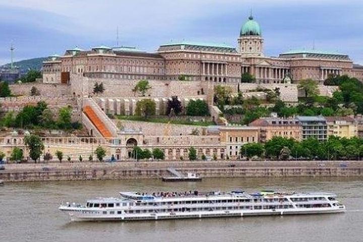 Budapest Privat 2 timer. Mercedes Sightseeing Tour