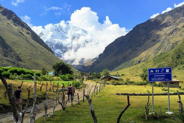 Salkantay Trek to Machu Picchu (5 jours)