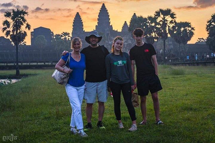 2 Day Angkor Wat Discovery Sunrise and Sunset Private Guide