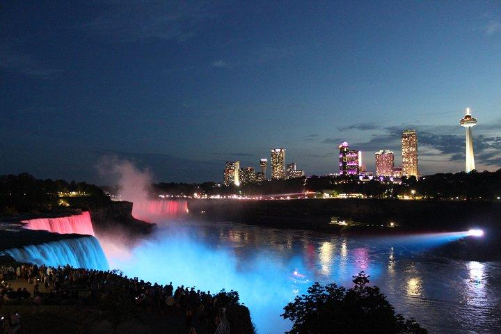 Tour de día y noche a las Cataratas del Niágara desde Nueva York