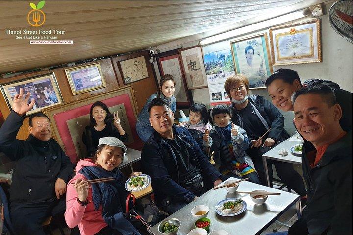 8種類のストリートフードを味わう