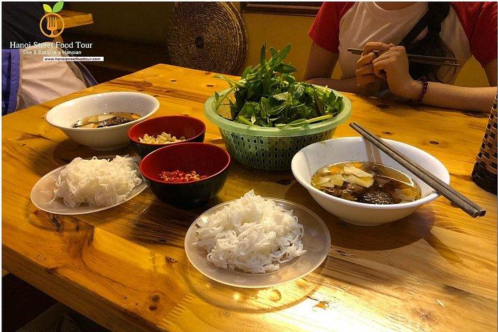 8種類のストリートフードを味わう