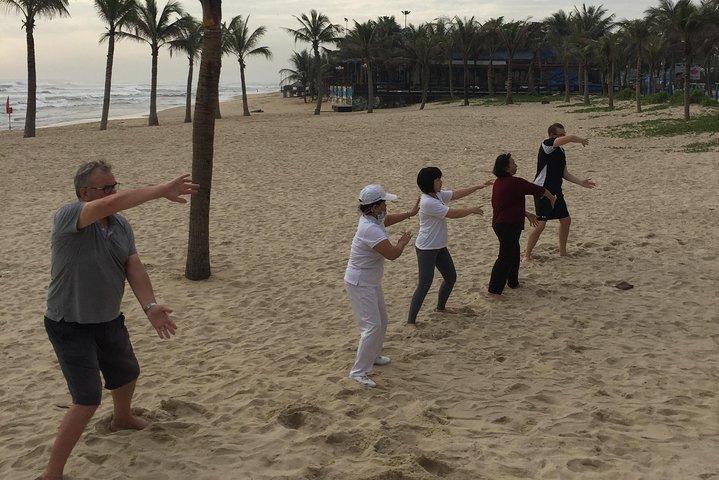 Chen Tai Chi, morgonövning på stranden