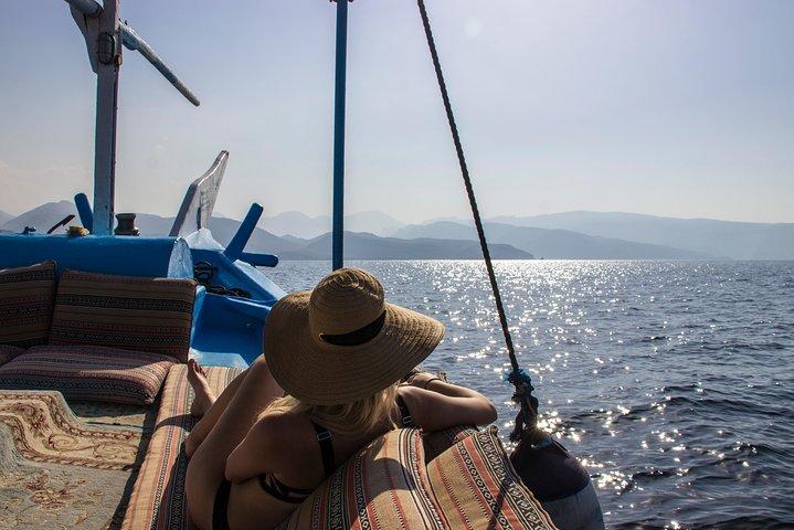 Musandam-Khasab dagstur og sejltur med dhow fra Dubai