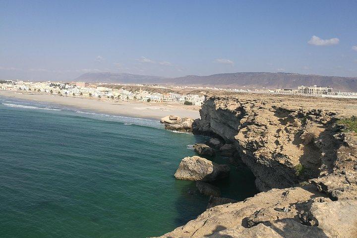 Aproveite um tour de dia inteiro descobrindo as jóias escondidas de East Salalah