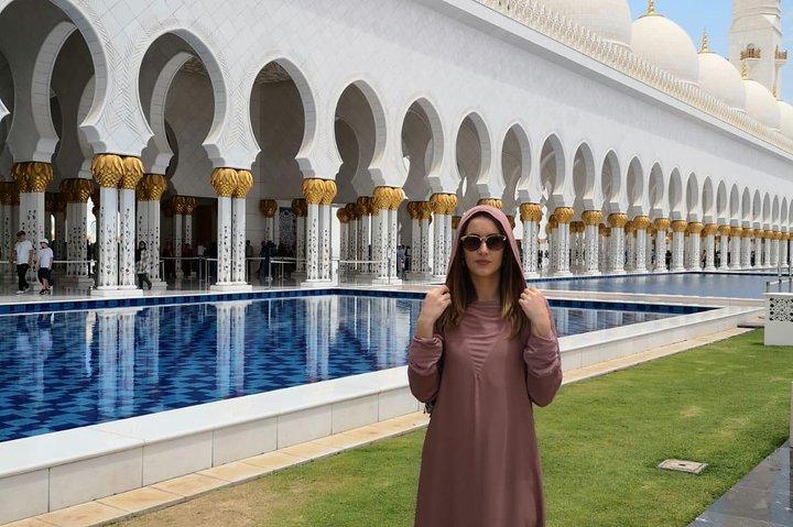 Visite de la ville d'Abu Dhabi (Grande Mosquée et Qasr Al Watan)