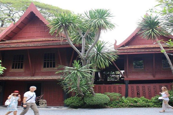 バンコク ジム・トンプソンの家と国立博物館 少人数ツアー