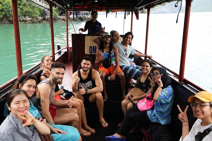 Von Hanoi: 2D1N Ha Long Bay Deluxe Cruise mit Buslimousine
