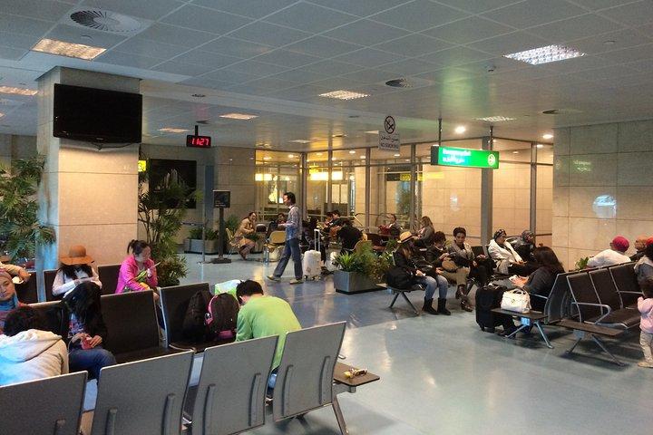 Privater Transfer vom Flughafen Kairo zu Hotels in Kairo oder Gizeh