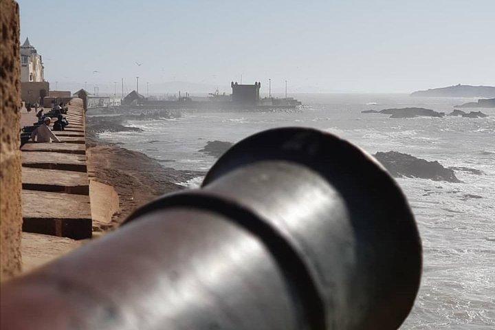 アガディールまたはタガズートからポルトガルの町エッサウィラへの日帰り旅行