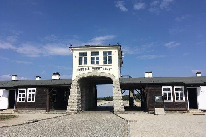 Von Breslau : Großrosenlager & Nazitunnel des Projekts Riese