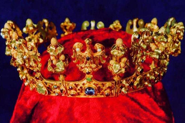 Mittelalterlicher königlicher Schatz in Sroda Slaska und beeindruckende Zisterzienserabtei in Lubiaz