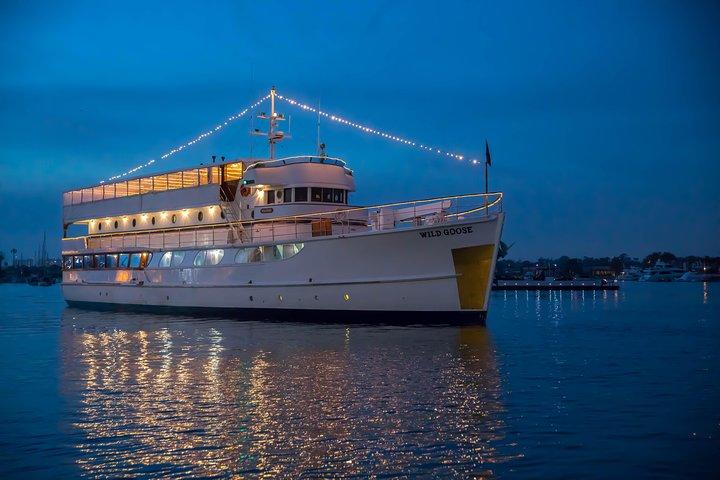 Hoteller i nærheden af Orange County Premier Dinner Cruise