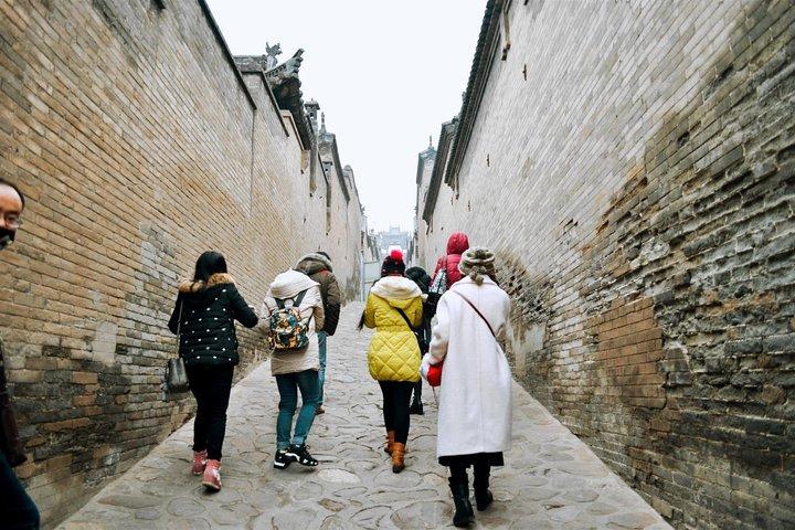 Pingyao Private Tour: Wang's Family Compound and Shuanglin Temple