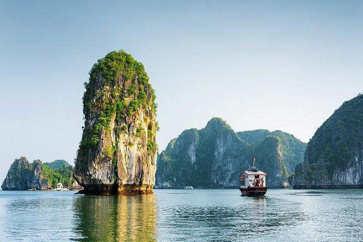 Pacchetto tour di 6 giorni nel nord: Hanoi - Hoa Lu - Tam Coc - Baia di Ha Long