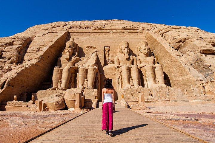 Tour privato di un giorno ad Abu Simbel dal Cairo, via Aswan