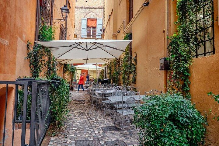 Bologna Private City Kickstart Tour