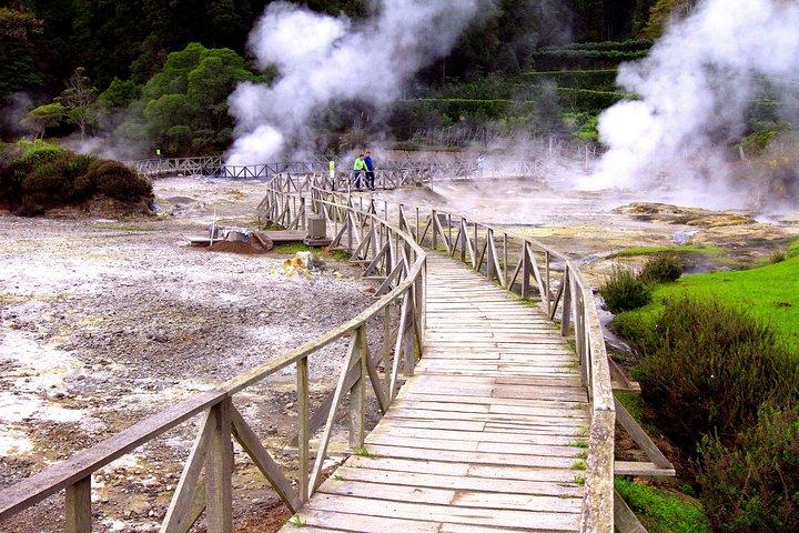 Visite privée 4X4 hybride en couple - Furnas (sources thermales inc. Et déjeuner à 3 plats)