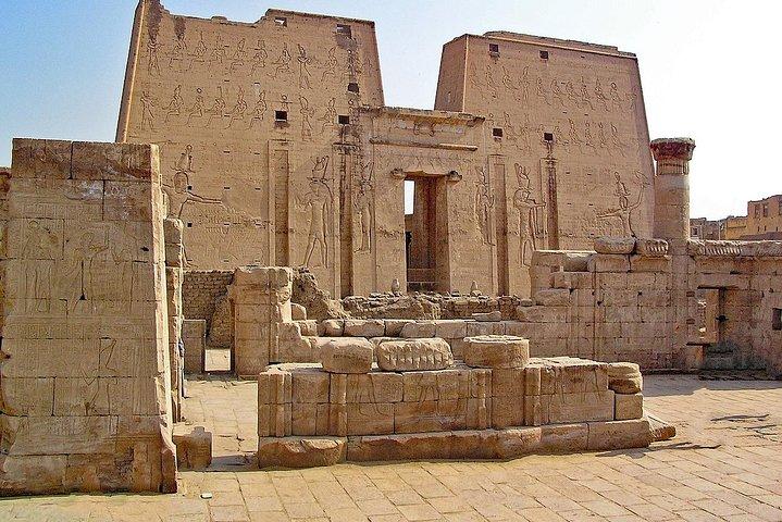Templos de Kom Ombo y Edfu de Luxor