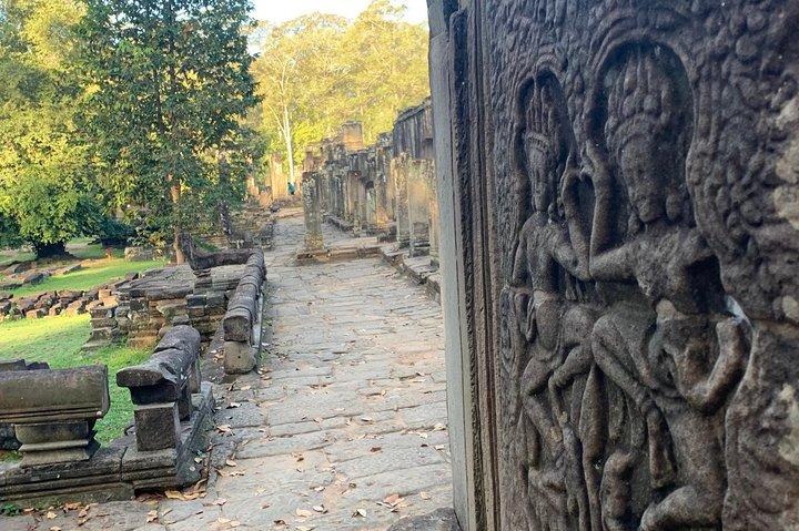 Explore Angkor Wat With TukTuk Tour