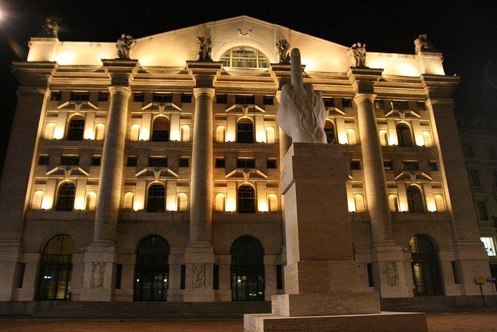 Milan by night visite guidée privée, en voiture