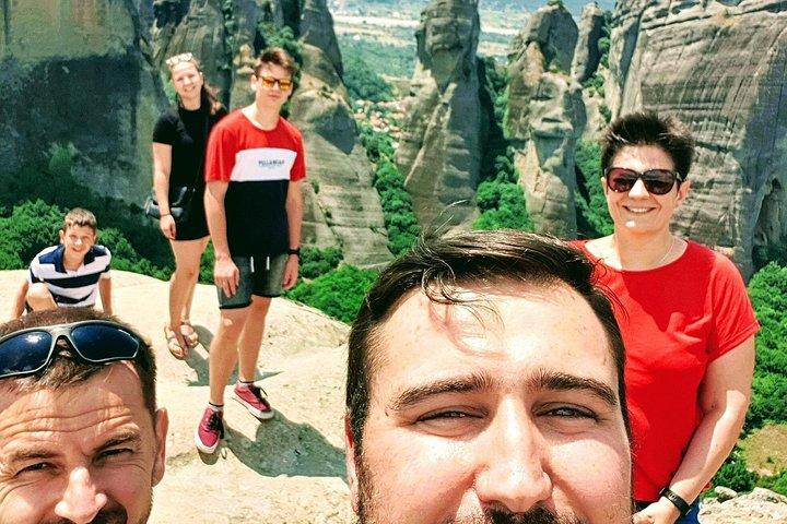 Unforgettable Delphi and Meteora PrivateTour All Inclusive