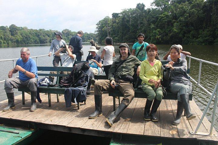 マヌー国立公園ツアー 3泊4日