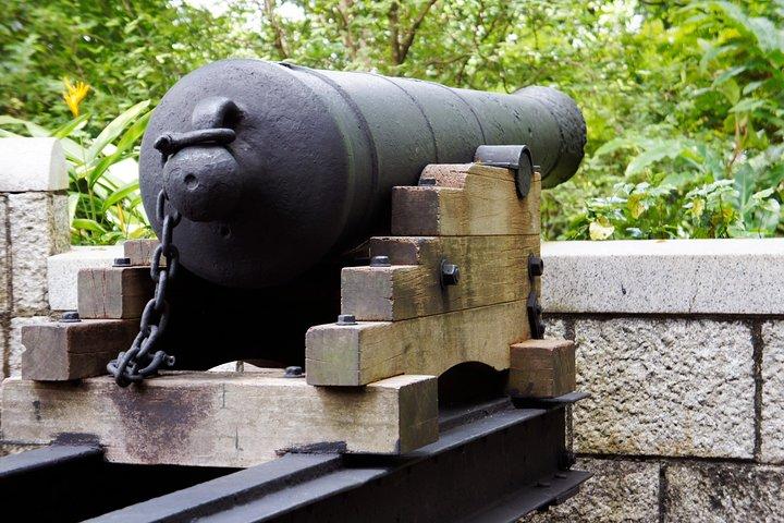 Of Graves, Guns & Battles™: Eine Tour durch Fort Canning Hill