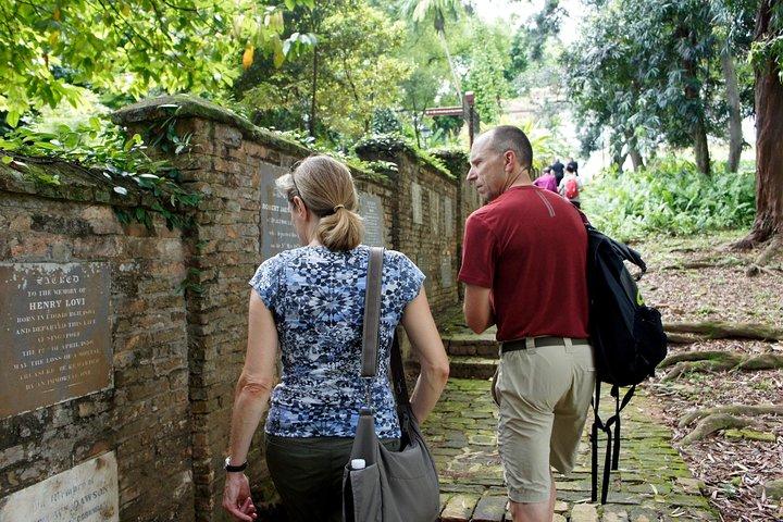 Of Graves, Guns & Battles™: Eine Tour durch Fort Canning Hill