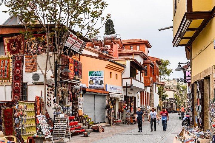 Antalya: Stadstur med båttur, Gamla stan och vattenfall
