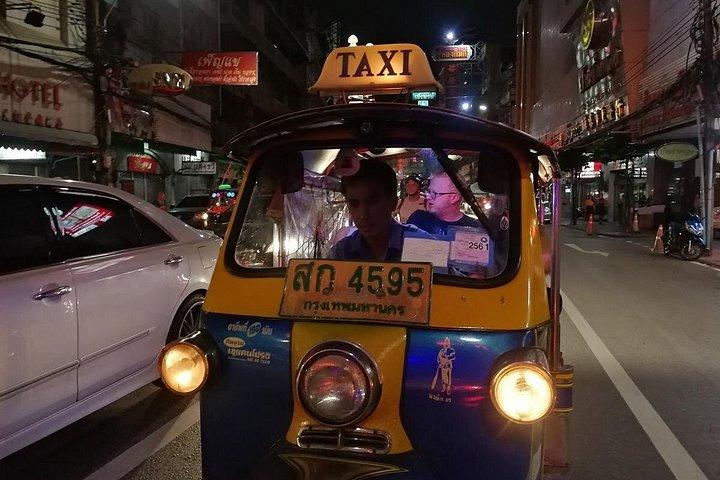 プライベート - バンコクEV-TUKTUKツアー(ナイトスナック&ドリンク付き)