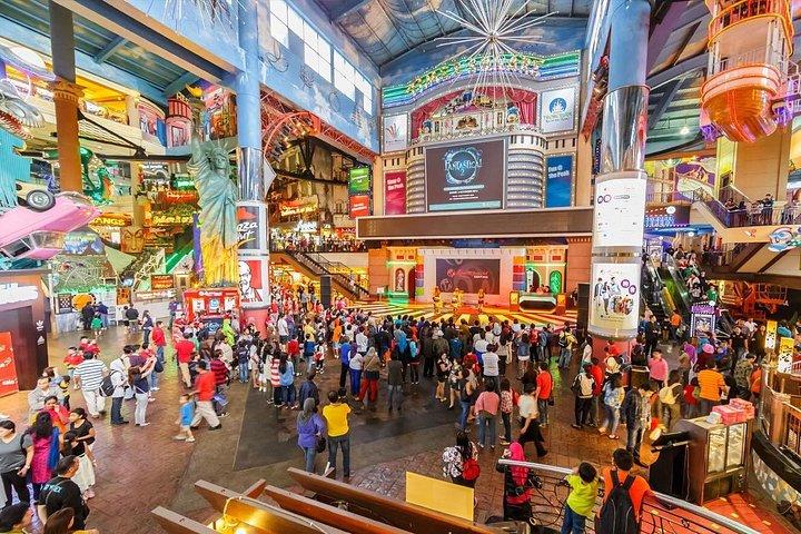 クアラルンプールからのゲンティンハイランドデイツアーには、2方向ケーブルカーの乗車とランチが含まれます