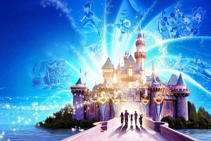 Privat transfer mellem Shanghai Disneyland og Pudong International Airport