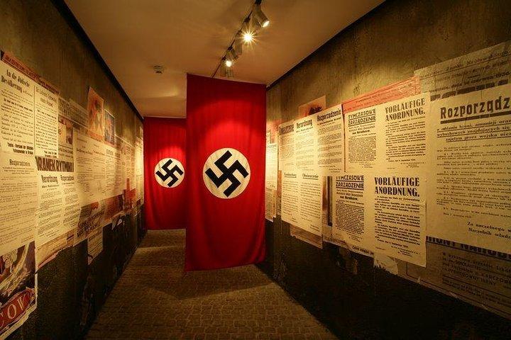クラクフのシンドラー工場博物館：ガイドツアーまたはチケット